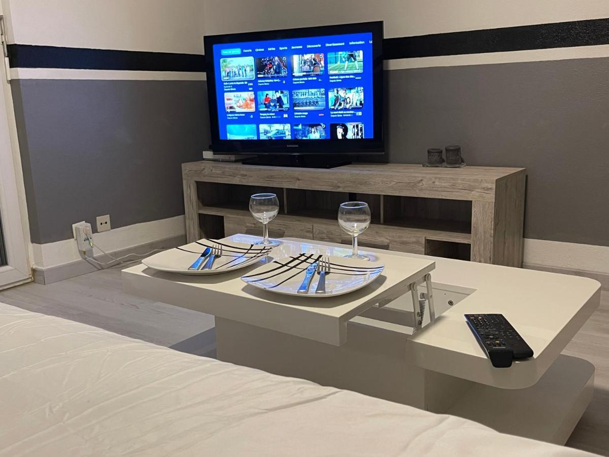 Apartament F1 Terrasse Hydromassage Led, Colmar A 5Min, Calme Wintzenheim Zewnętrze zdjęcie